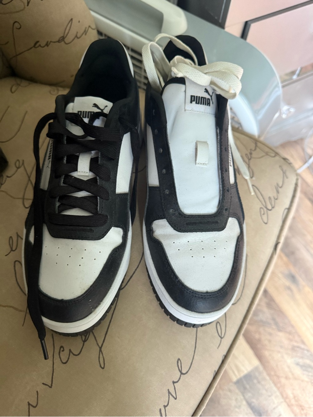 Puma Men’s Black and White Low-Top Sneakers